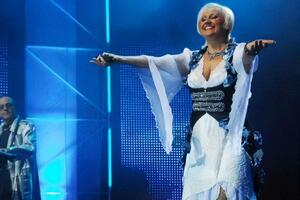 Кірсо була солісткою гурту "Фристайл" із 1991 року