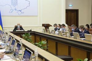 В Киеве прошло внеочередное заседание Кабмина