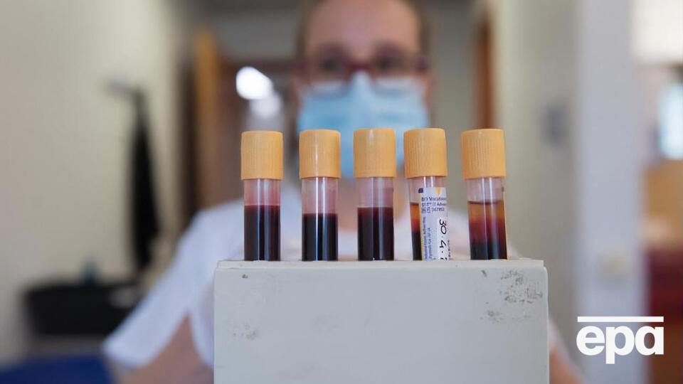 Пацієнтку з COVID-19 перевели у спеціалізовану інфекційну медустанову в Київській області