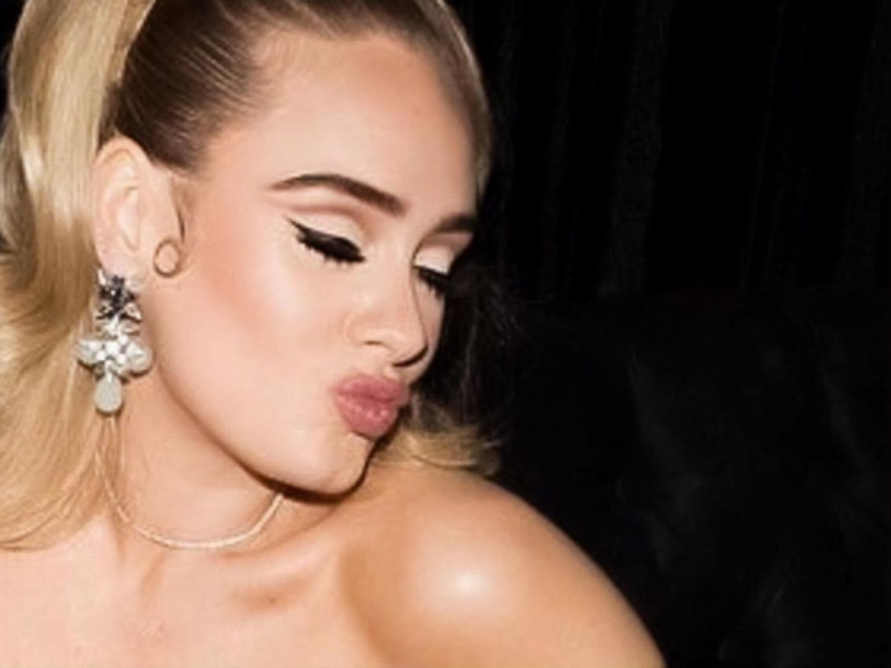 Адель:&nbsp;Спасибо за любовь в мой день рождения. Я надеюсь, что вы все в безопасности в это безумное время