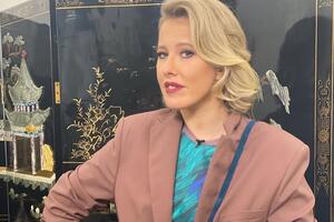 Собчак: На вопрос "Что важнее для женщины – ум или харизма?" я всегда отвечаю честно: "Красота!