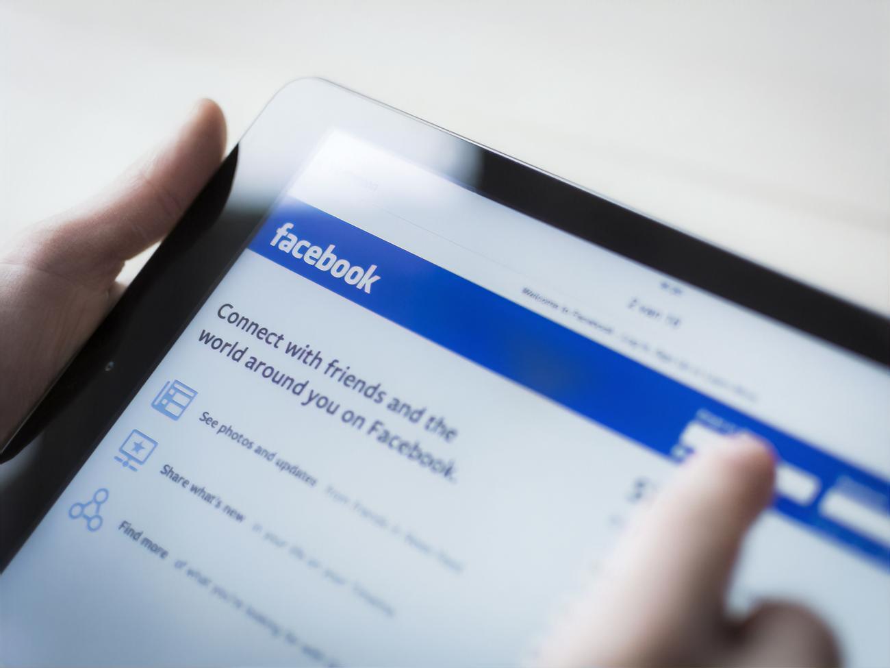 Всего за апрель Facebook прекратила работу 732 учетных записей, 162 аккаунтов в Instagram, 793 страниц и 200 групп