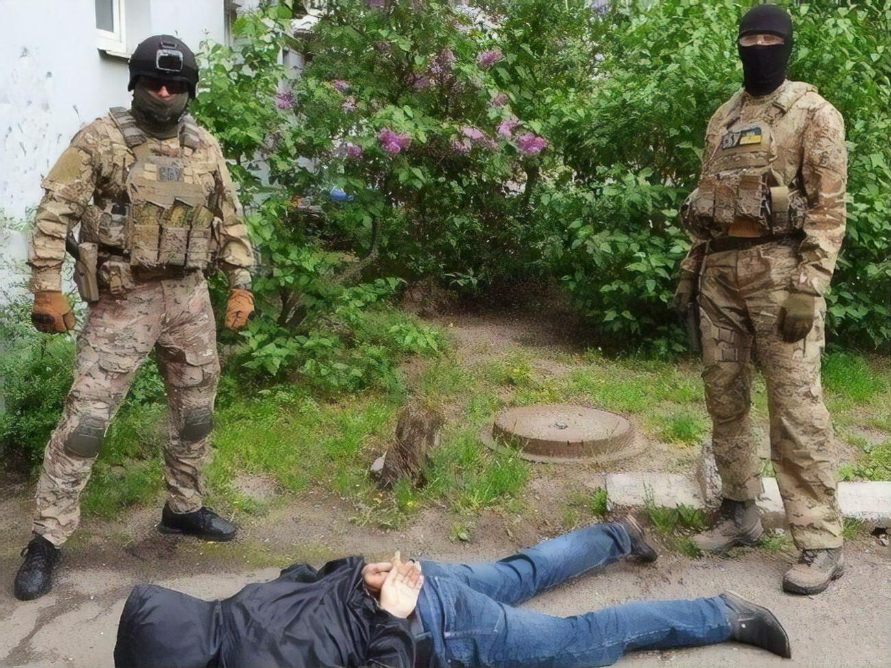 Злоумышленник был задержан при попытке передачи по мессенджеру представителям ФСБ РФ секретной технической документации