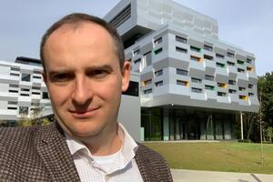 Верланов отметил, что с обыском приходили сотрудники СБУ