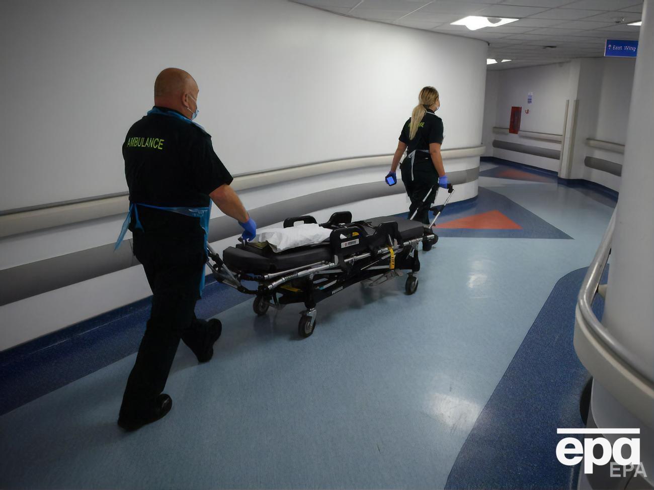 В Британии скончалось более 30 тыс. пациентов с COVID-19