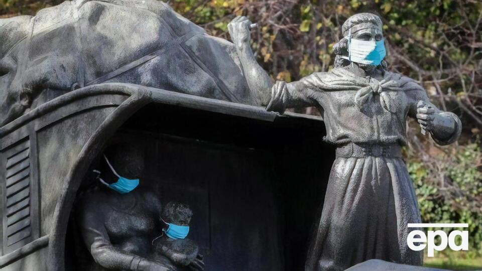 Кількість інфікованих у світі стабільно зростає