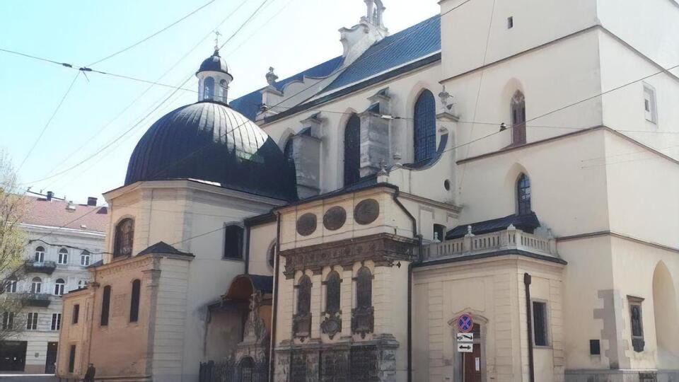 Кількість хворих на COVID-19 у Львівській області зростає третій день поспіль