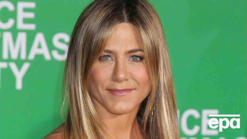 Еністон: COVID, F...ск off!