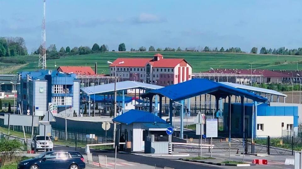 На українсько-польському кордоні функціонує три пункти пропуску