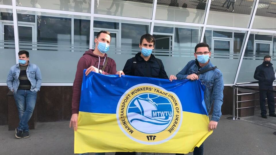 Все моряки прошли тест на коронавирус, у всех отрицательный результат