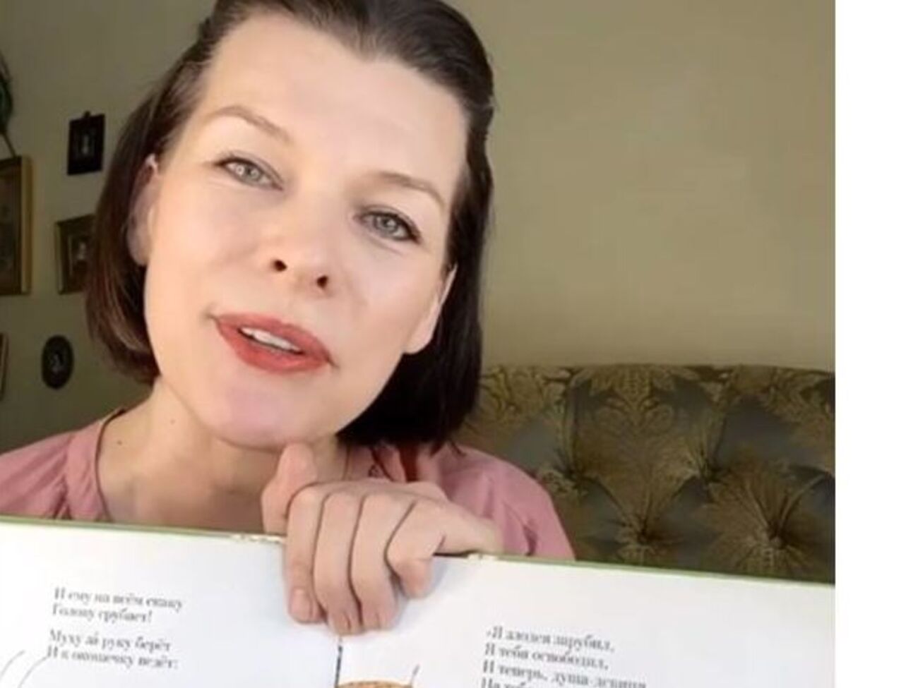 Йовович народилася в Києві у 1975 році