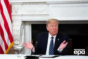 Трамп вважає, що коронавірус просто зникне