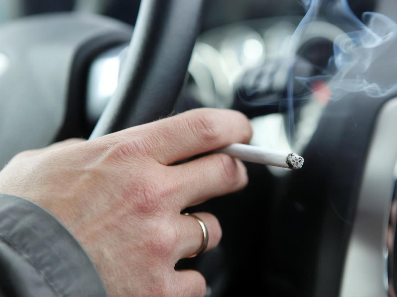 В апреле французские исследователи пытались доказать пользу табака в борьбе с коронавирусом