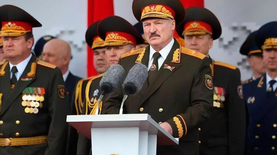 Лукашенко: Не торопитесь делать выводы, а тем более осуждать нас – наследников Победы