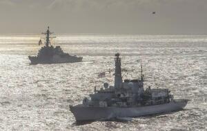 ВМС НАТО действуют в Арктике, чтобы обеспечить безопасность торговли и продемонстрировать свободу судоходства