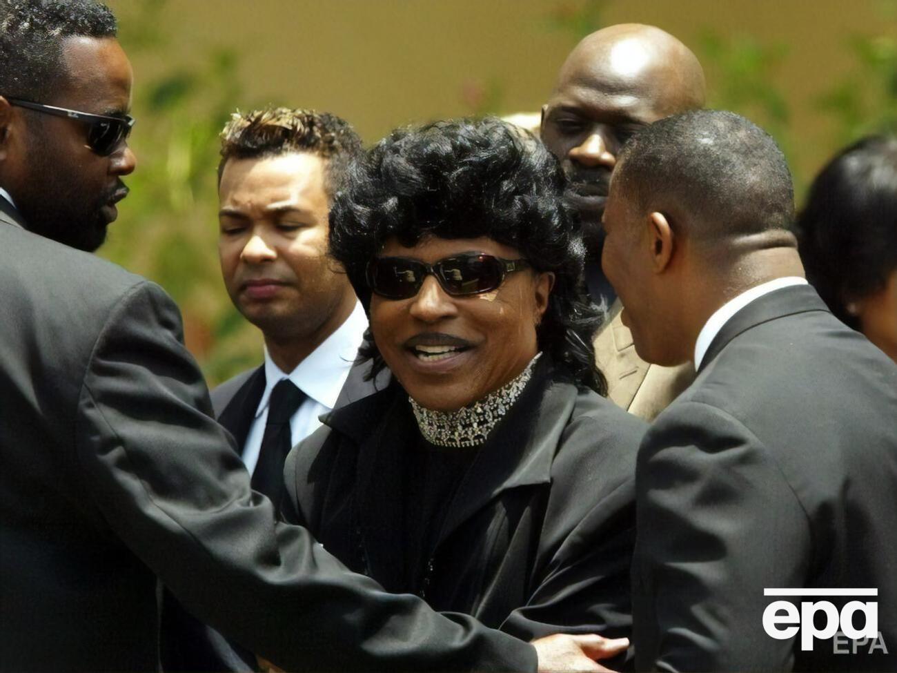 Причина смерти Литла Ричарда (в центре) пока неизвестна