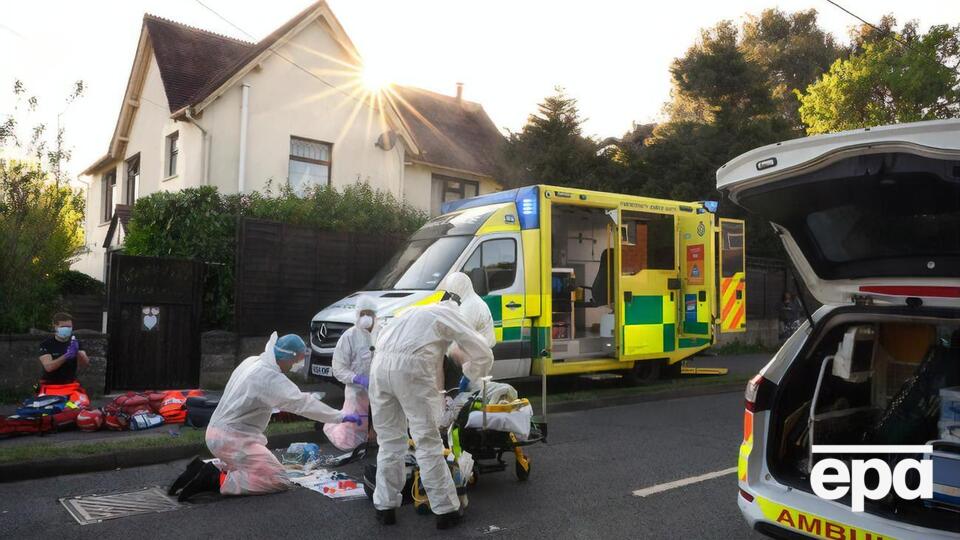 Протягом минулої доби у Великобританії діагноз COVID-19 підтвердили майже у 4 тис. осіб