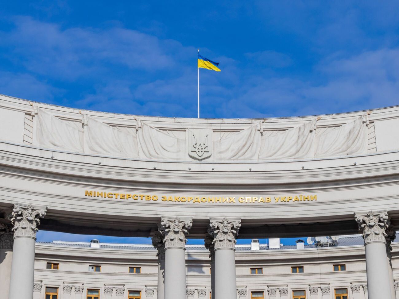 По информации МИД, от коронавирусной инфекции за границей умерли восемь украинцев