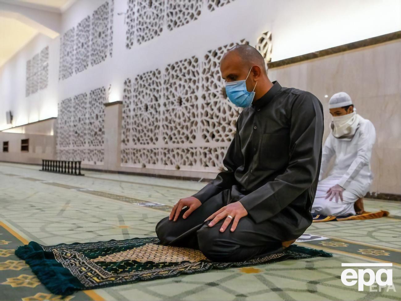 Кількість інфікованих у світі зростає