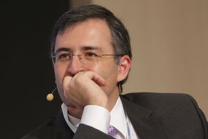 Гурієв із 2013 року живе у Франції