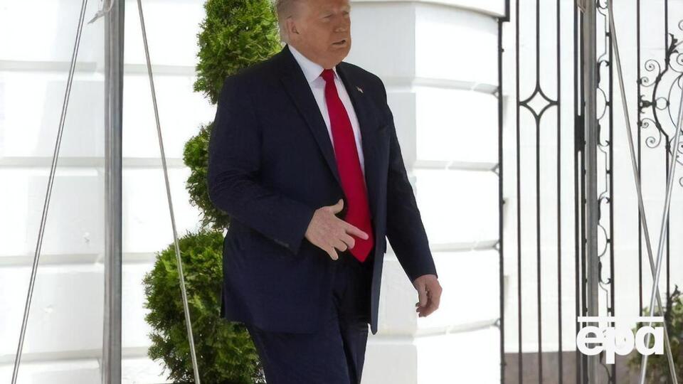 Трамп провел в бункере менее часа