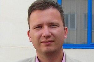 Олексій Кущ: Деякі політики вже зрозуміли, що "дно економіки" за правильного "днопоглиблення" стане чудовим трампліном для майбутнього "сильного прем'єра"