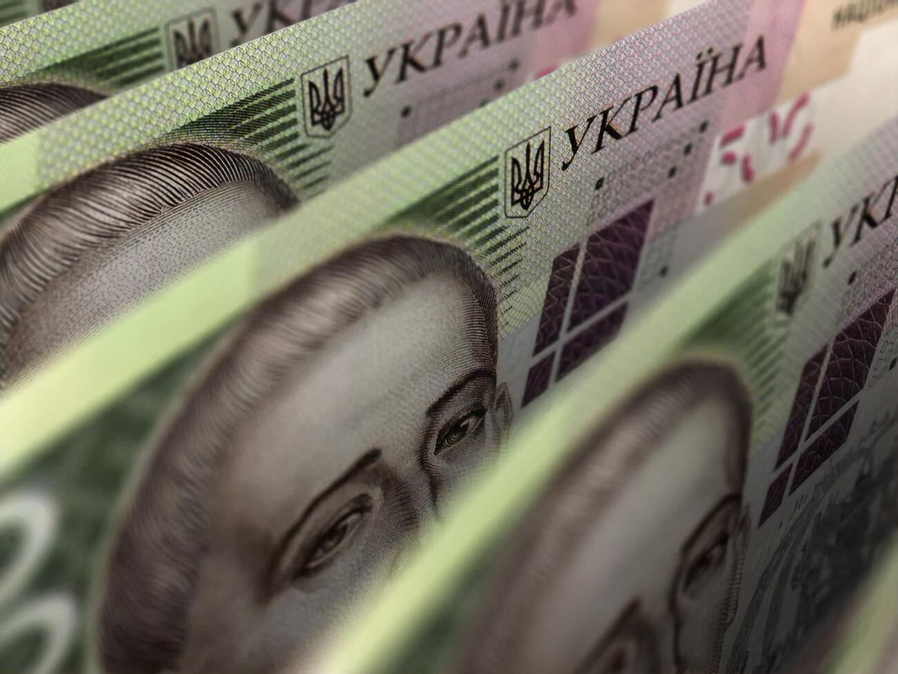 Гроші з фонду спрямували на допомогу українцям у зв'язку з пандемією та членам сімей медиків, які померли від COVID-19