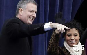 Дочери де Блазио 25 лет