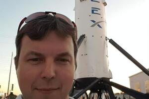 Пахунов відповідав за вдале приземлення Falcon 9 ще 2015 року