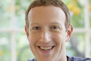 Цукерберг: Facebook должна больше заботиться о безопасности людей и гарантировать беспристрастность