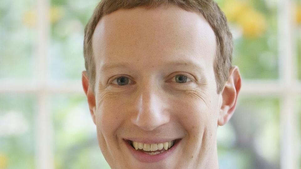 Цукерберг: Facebook должна больше заботиться о безопасности людей и гарантировать беспристрастность