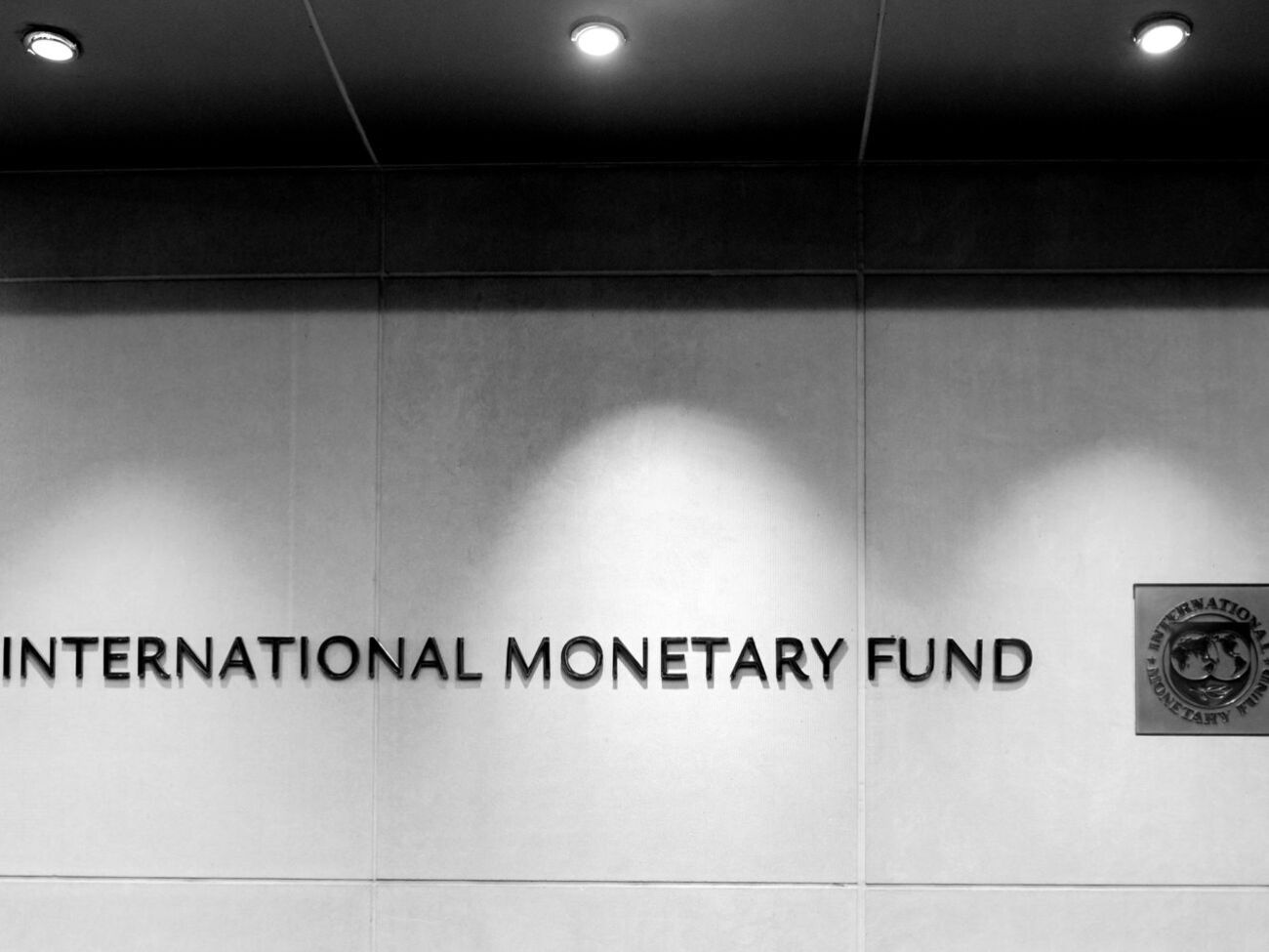 МВФ уже перерахував гроші Україні, заявив Рашкован