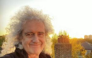 Мэй: Я просто пытаюсь играть от души, вот и все