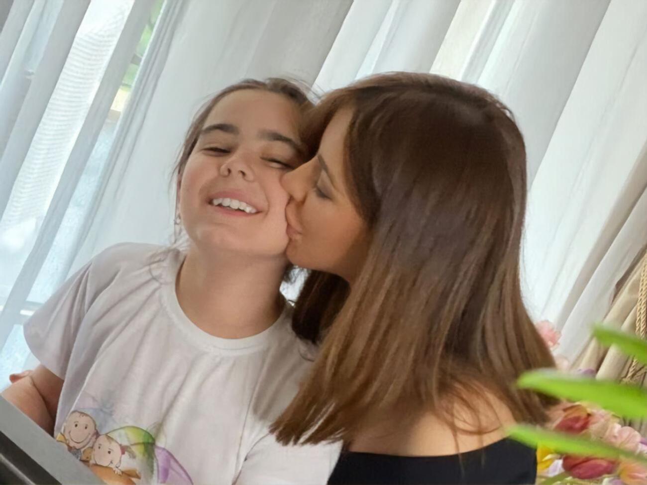 Ани Лорак:&nbsp;Спасибо всем за теплые поздравления! Спасибо любимому крестному Филиппу Киркорову!