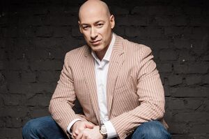 Гордон: Мы хватаем транши МВФ, влезаем в долги, которые будут отдавать наши дети и внуки, а может, и правнуки