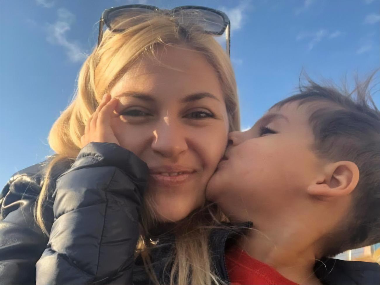 Акопян:&nbsp;Мой муж отобрал у меня двоих детей после того, как меня саму избил и изнасиловал