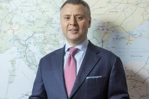 13 мая Витренко сообщил, что его предупредили о сокращении должности исполнительного директора НАК "Нафтогаз України"
