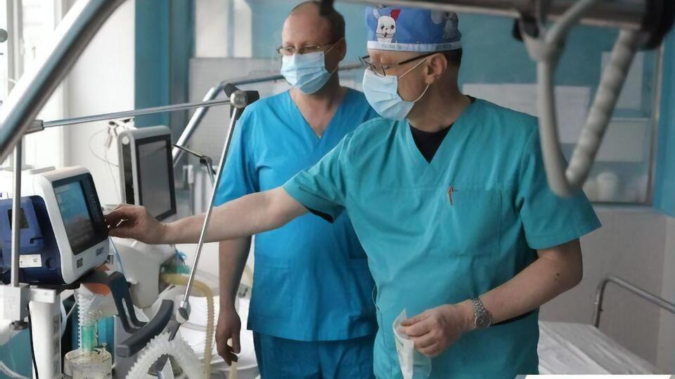 К аппарату ИВЛ во Львовской областной больнице подключен один человек
