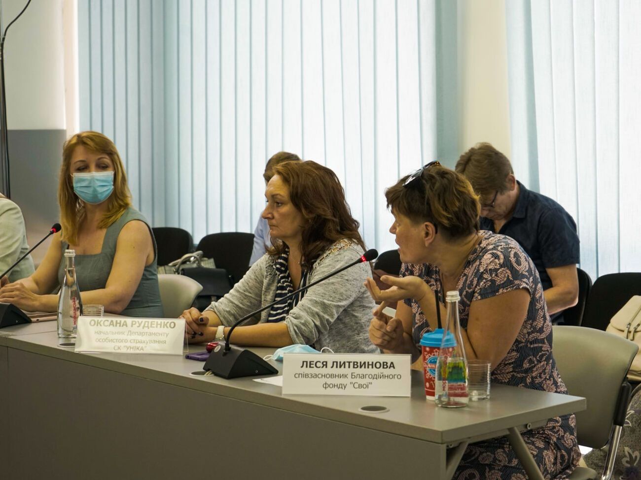 Можливість дистанційного придбання препаратів розв'яже проблему з ліками для малорухомих і прикутих до ліжка людей, вважають учасники обговорення