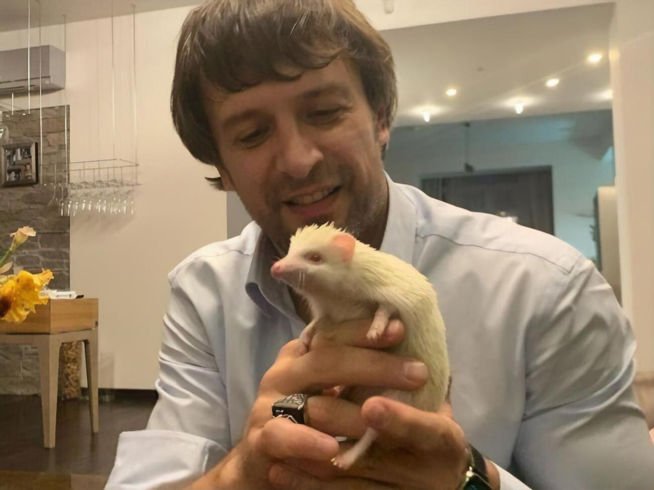 Шовковский: Как нам нравится его купать!