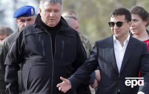 Зеленський запевняє, що не пропонував Авакову (ліворуч) посад під час передвиборчої кампанії