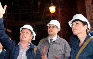 Владимир Сивак (в центре): Чиновники ФГИ ничего не понимают в управлении промышленными объектами, однако в аппаратной чуйке им явно не откажешь