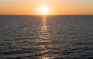 Тысячи мигрантов из Африки стремятся перебраться в Европу по Средиземному морю