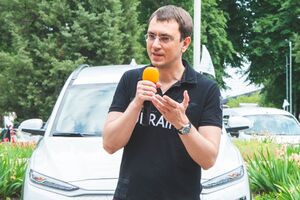 Омелян був міністром інфраструктури в уряді Гройсмана