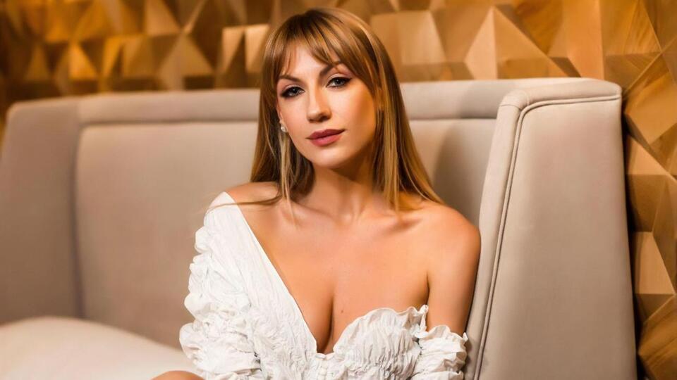 Нікітюк зняла відео на кухні