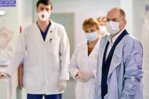 Степанов нагадав, що госпіталізують пацієнтів із COVID-19 у важкому стані