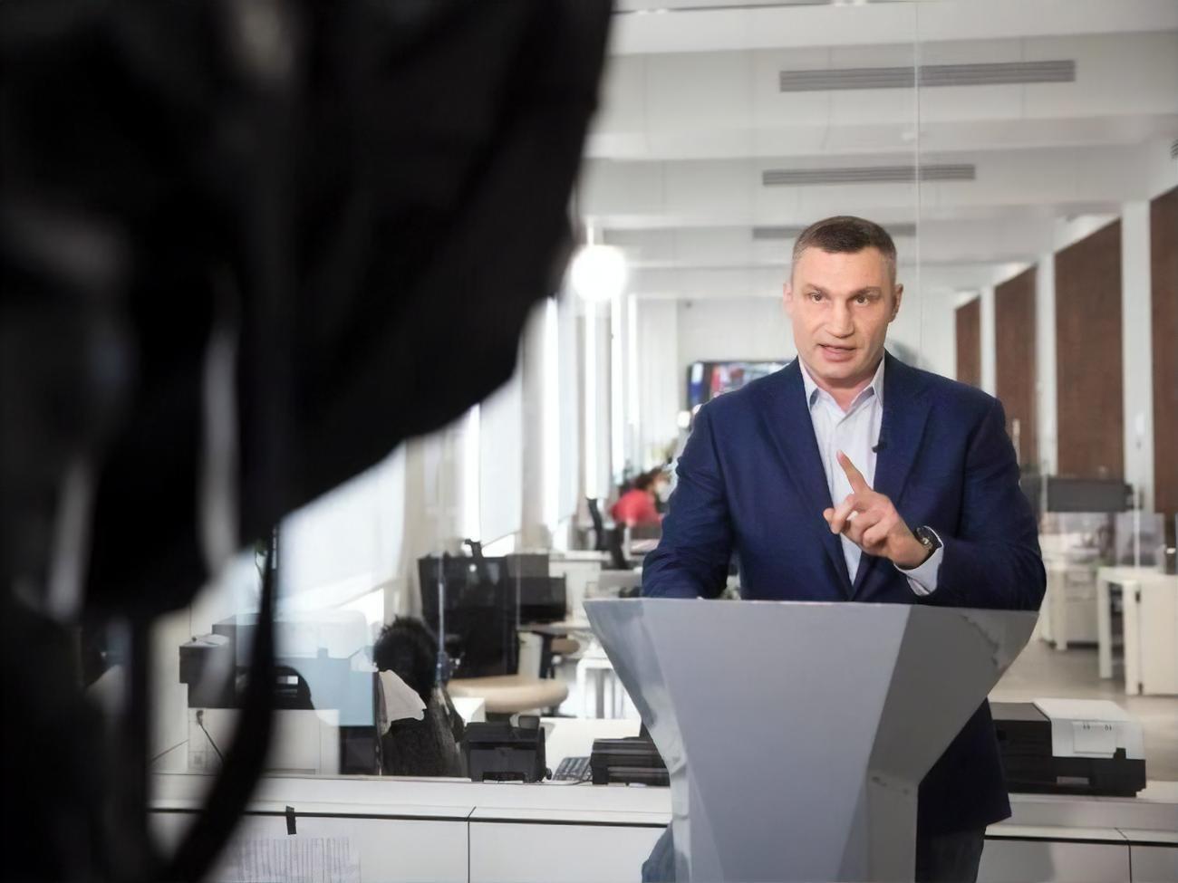 Кличко: Багато людей не дотримуються навіть елементарних правил: не носять маски, не тримають дистанцію