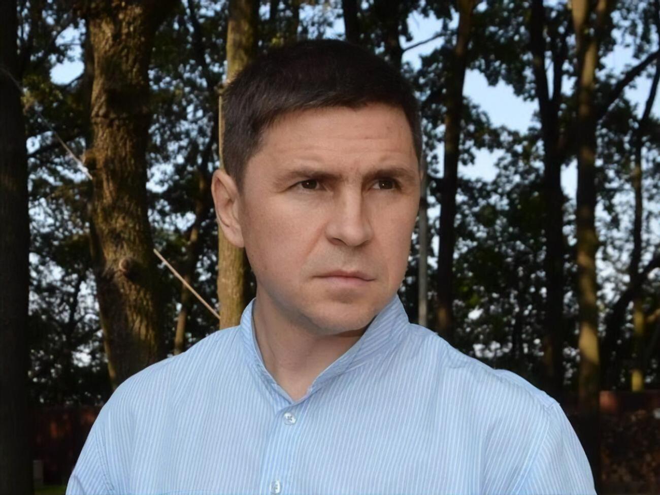 Михайло Подоляк: Тебе делікатно попросили геть. Ти стандартно образився. І стандартно ж почав грубіянити, погрожувати, понтитися...