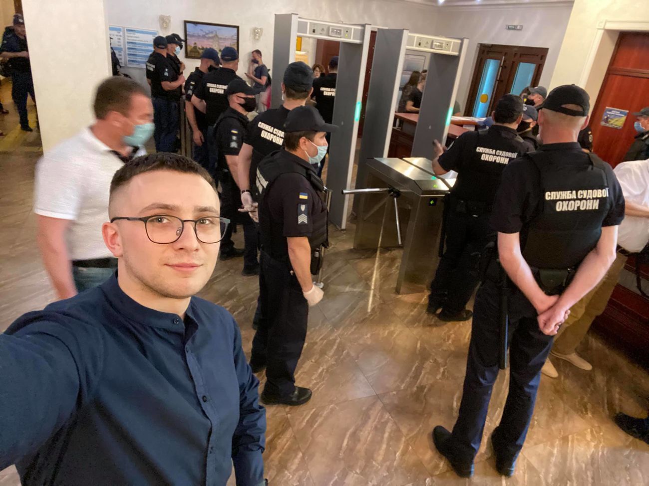 24 мая 2018 года на Стерненко напали двое мужчин, он&nbsp;получил повреждение руки и ушиб головы