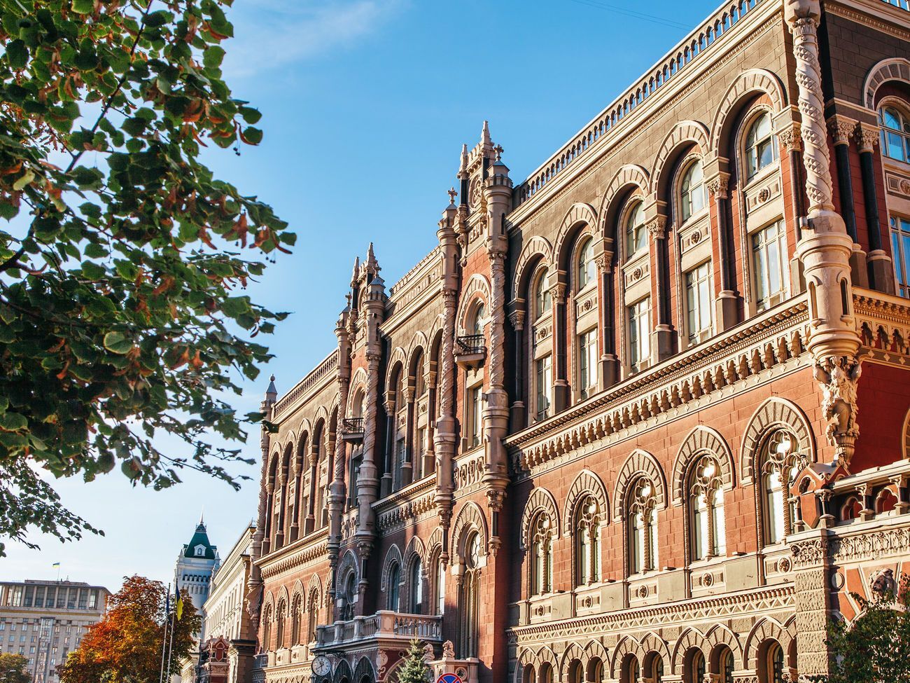 НБУ сократил активность на межбанке
